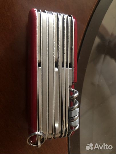 Victorinox swisschamp