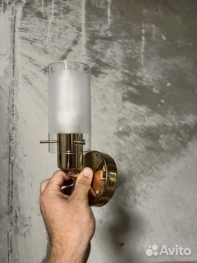 Настенный светильник бра