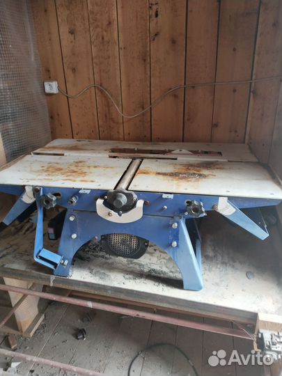 Станок деревообрабатывающий многофункциональный