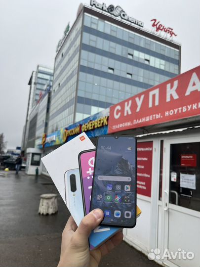 Xiaomi Mi 9 Lite, 6/64 ГБ