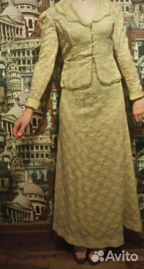 Костюм пиджак и юбка