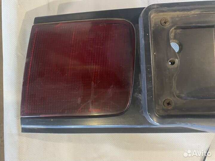 Вставка багажника Nissan Sunny SNB13