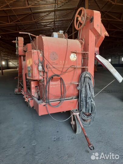 Зерноочиститель Воронежсельмаш МС-4,5, 1991