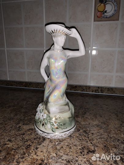 Статуэтка фарфор В.Еременко