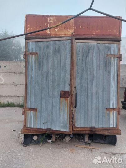 Контейнер из сэндвич панелей