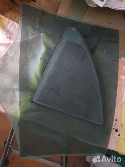 Mercedes211 заднее стекло R