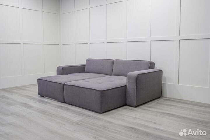 Диван с оттоманкой