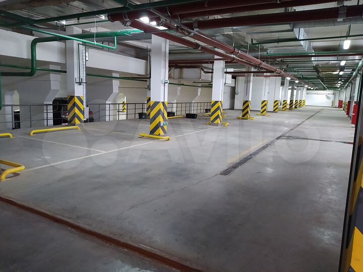 Машиноместо, 16 м²