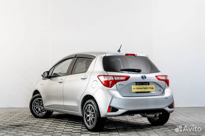 Toyota Vitz 1.5 CVT, 2017, 64 300 км