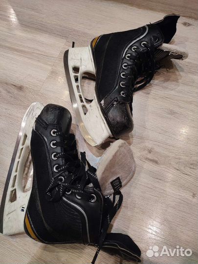 Коньки юниорские Bauer р37.5, нагрудник, щитки