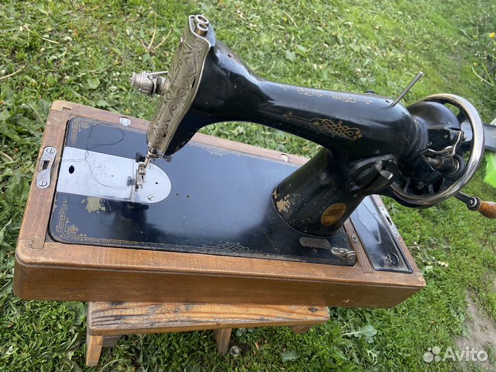 Швейная машинка подольская ручная