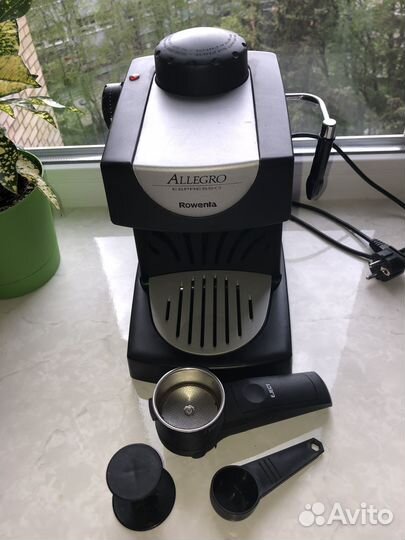 Кофеварка Rowenta рожковая 2 в 1