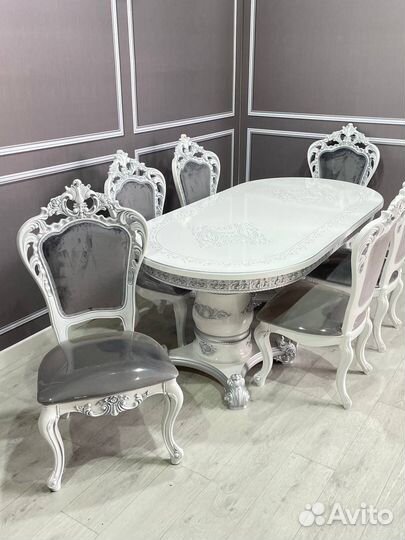 Стол и Стулья