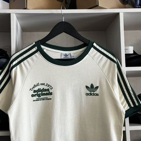 Футболки Adidas originals бежевые