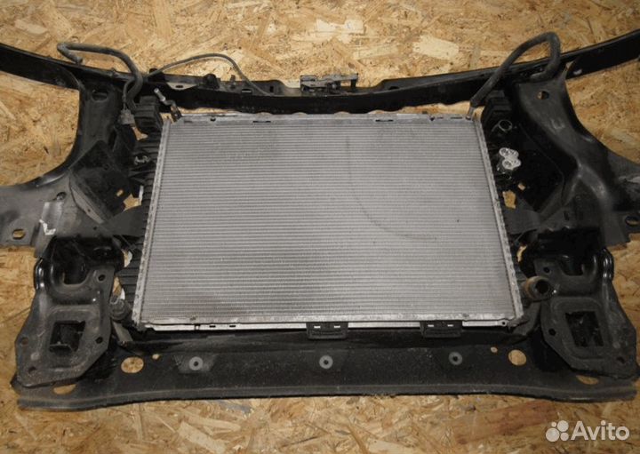 Кассета радиаторов Volkswagen Multivan T5 2003 г