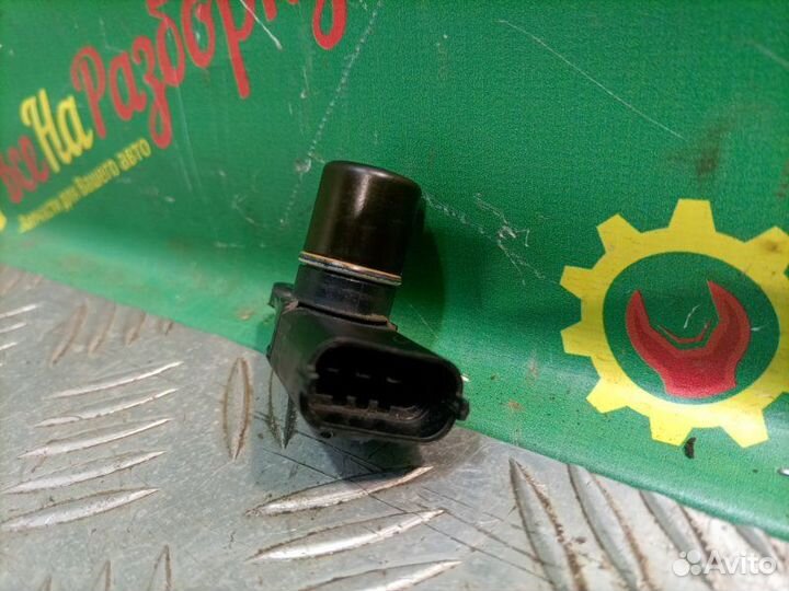 Датчик распредвала Cadillac Cts 2 купе 3.6 2013