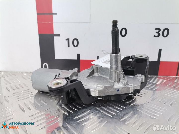 Моторчик заднего стеклоочистителя (дворника)