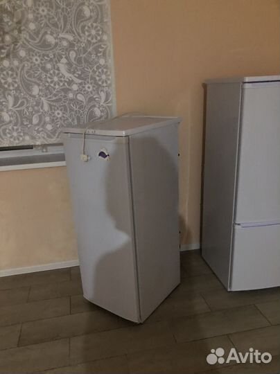 Морозильная камера Бирюса 114