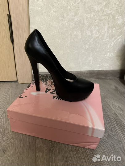 Туфли женские 39 размер