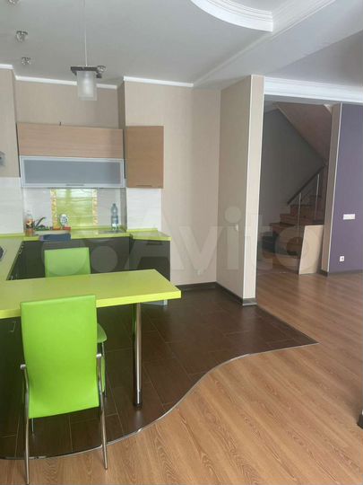 3-к. квартира, 101 м², 7/9 эт.