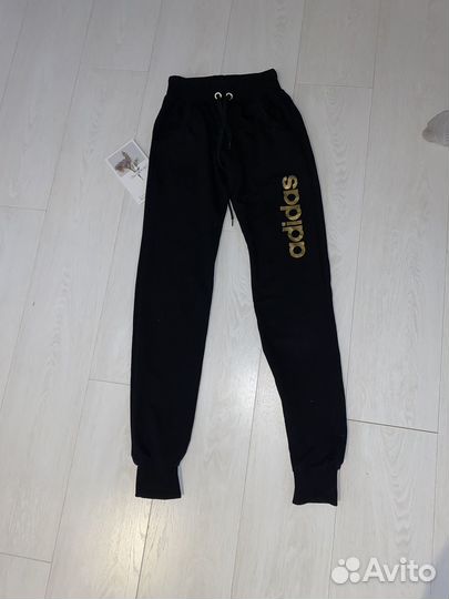 Спортивное трико женское