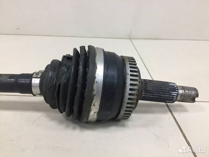 Привод левый передний Kia K900