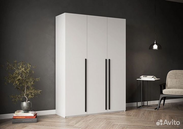 Шкаф распашной на заказ