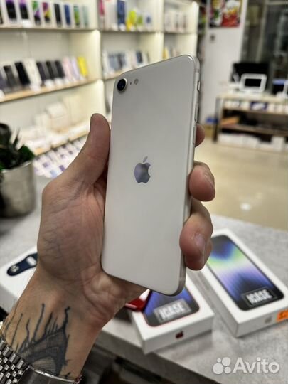 iPhone SE (2022), 64 ГБ