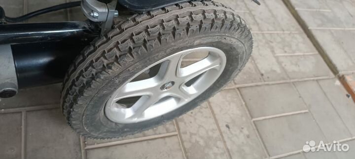 Инвалидная электроколяска