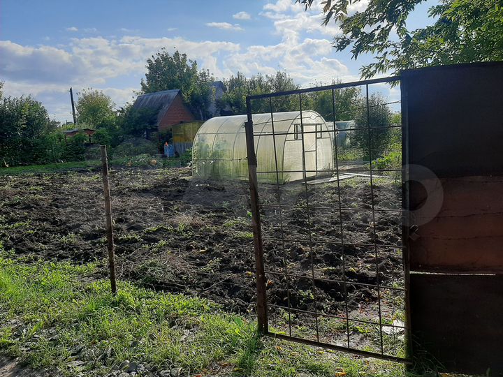 Дача 10 м² на участке 5 сот.