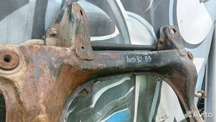 Подрамник Audi 80 B3