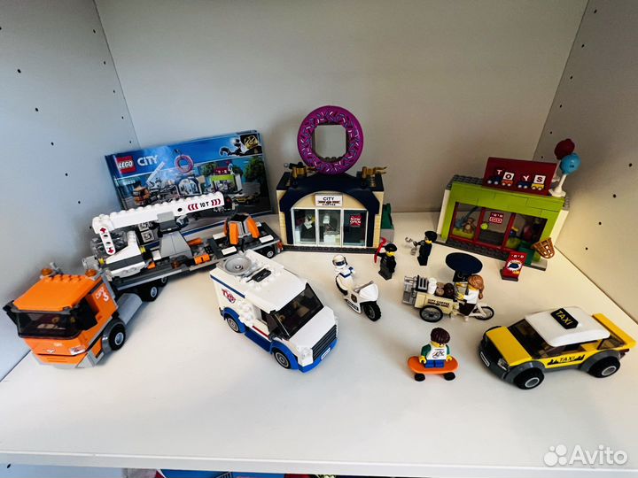 Lego city 60233 открытие магазинов пончик