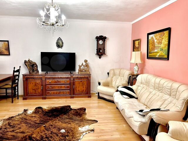 3-к. квартира, 89 м², 3/5 эт.