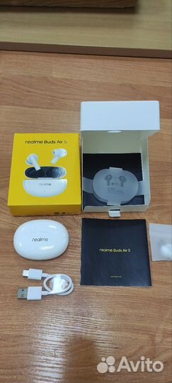 Беспроводные наушники realme buds air 5