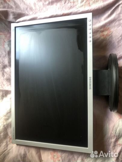 Монитор Samsung