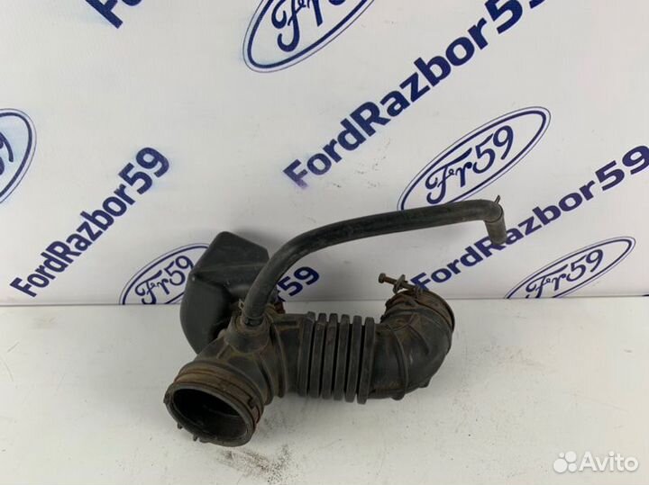 Патрубок воздушного фильтра Kia Rio 3 QB 2011-2016