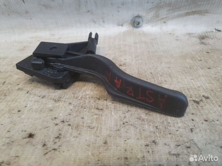 Ручка салона Opel Astra H Z14XEP 2008