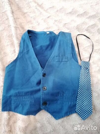 Костюм нарядный для мальчика 104 р-р