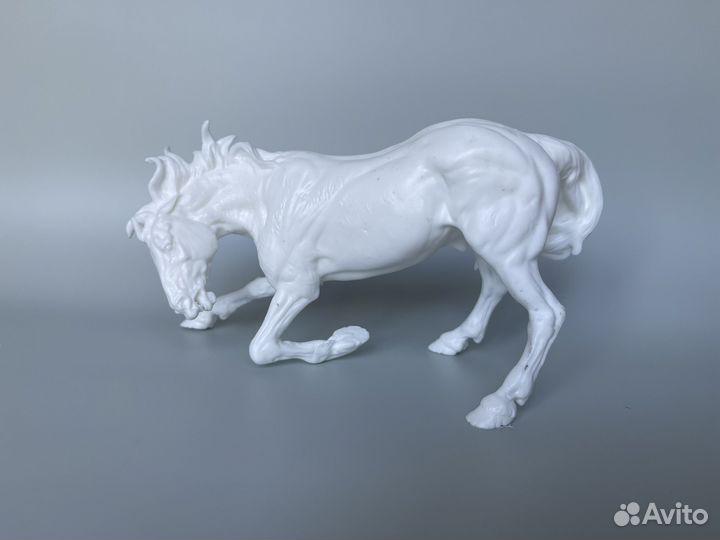 Лошадь игрушка