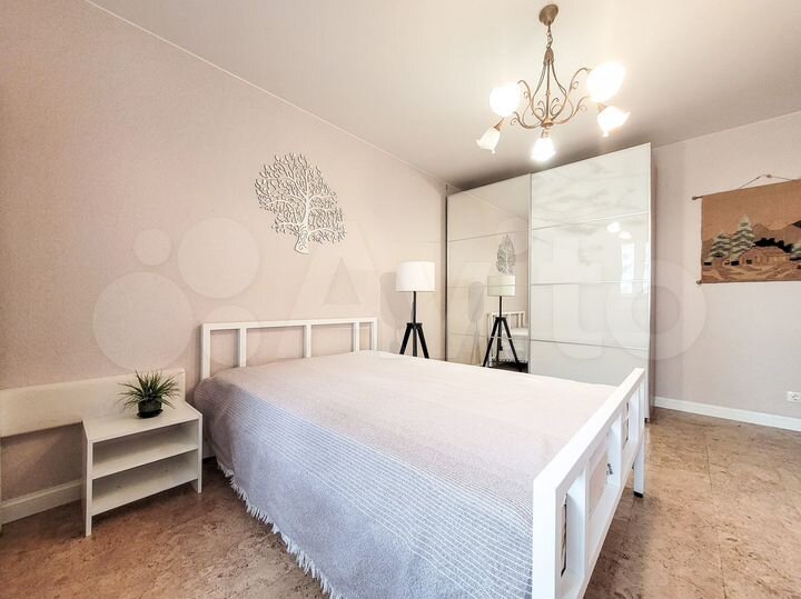 2-к. квартира, 55 м², 5/12 эт.