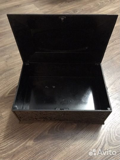 Шкатулка-ларец