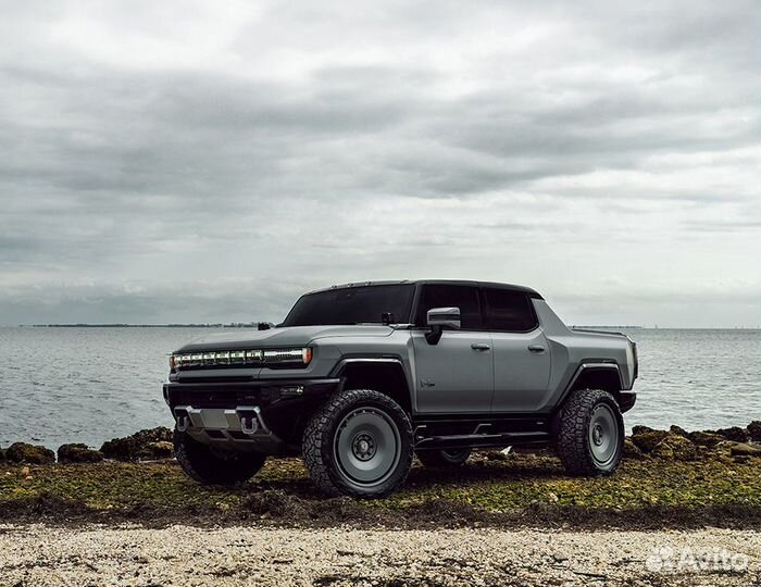 Кованные диски GT Forged R24 на GMC Hummer EV