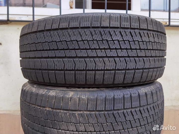 Bridgestone Blizzak VRX2 235/50 R18 97H