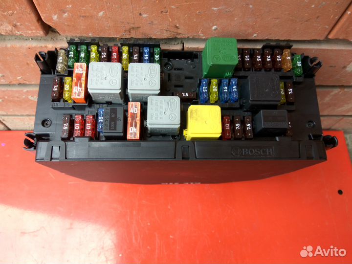 Блок предохранителей Mercedes GLK SAM A2129008207