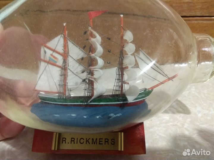 Сувенир. Корабль в бутылке