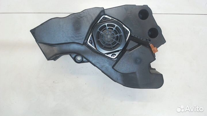 Сабвуфер Infiniti QX56, 2012