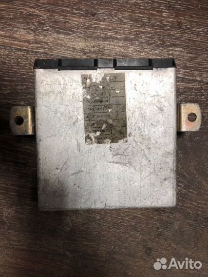 Блок управления двс Ford Scorpio CE N3A