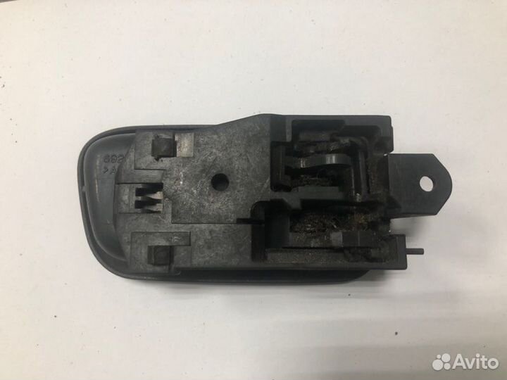 Ручка двери внутренняя передняя левая Toyota