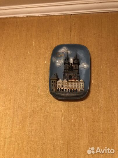 Настенная тарелка