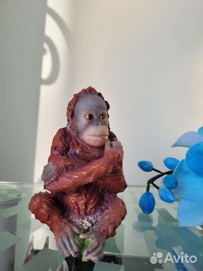 Обезьяна. Детёныш орангутанга. Статуэтка weronese